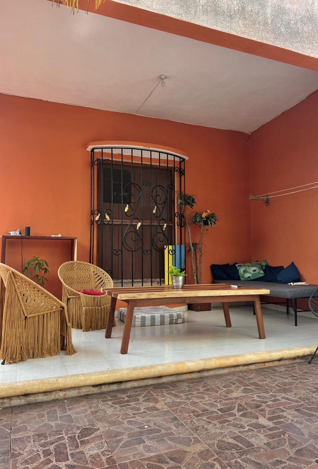 Alena Hostal Valladolid  Bagian luar foto
